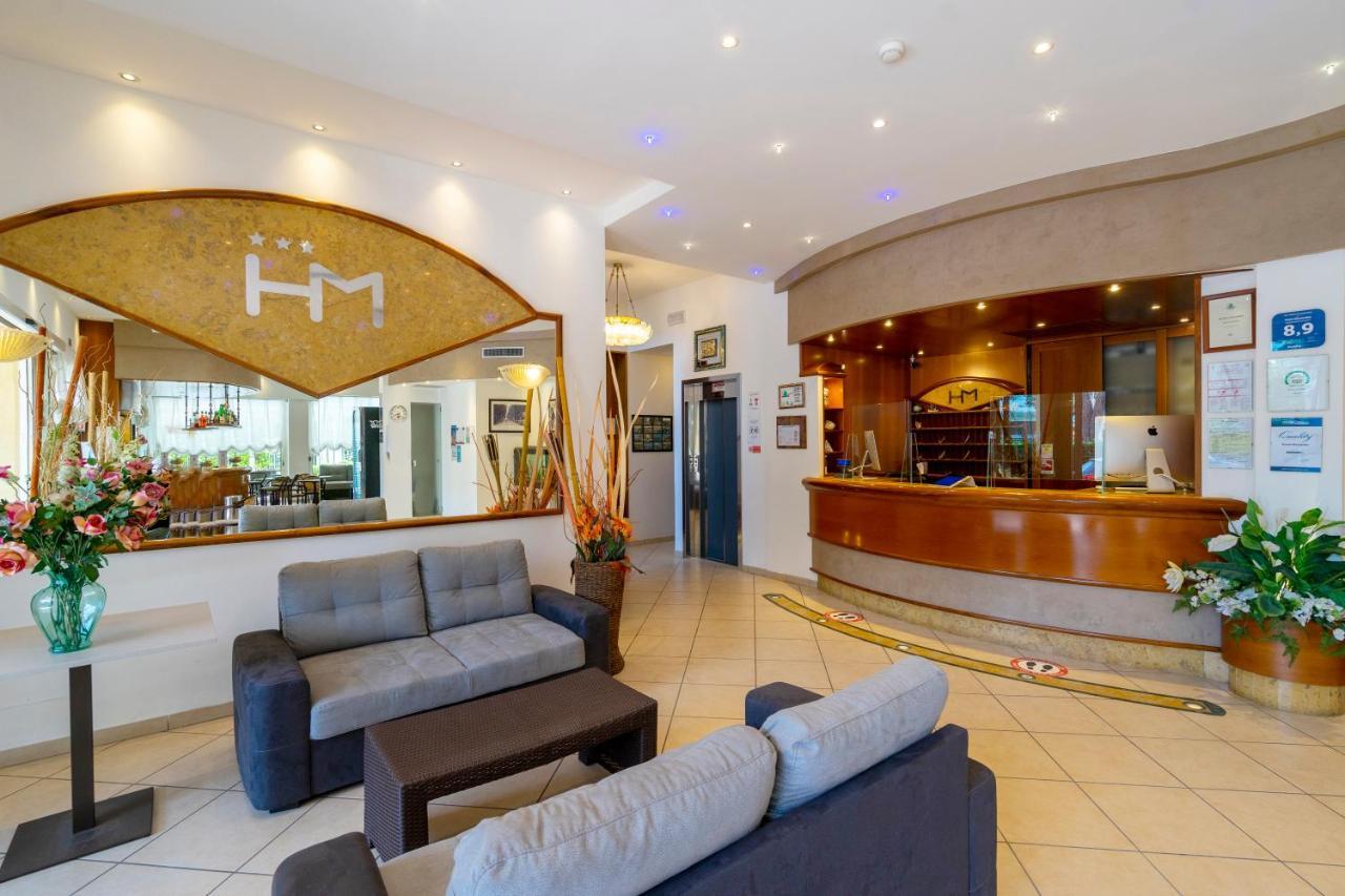 Hotel Mocambo Riccione Bagian luar foto