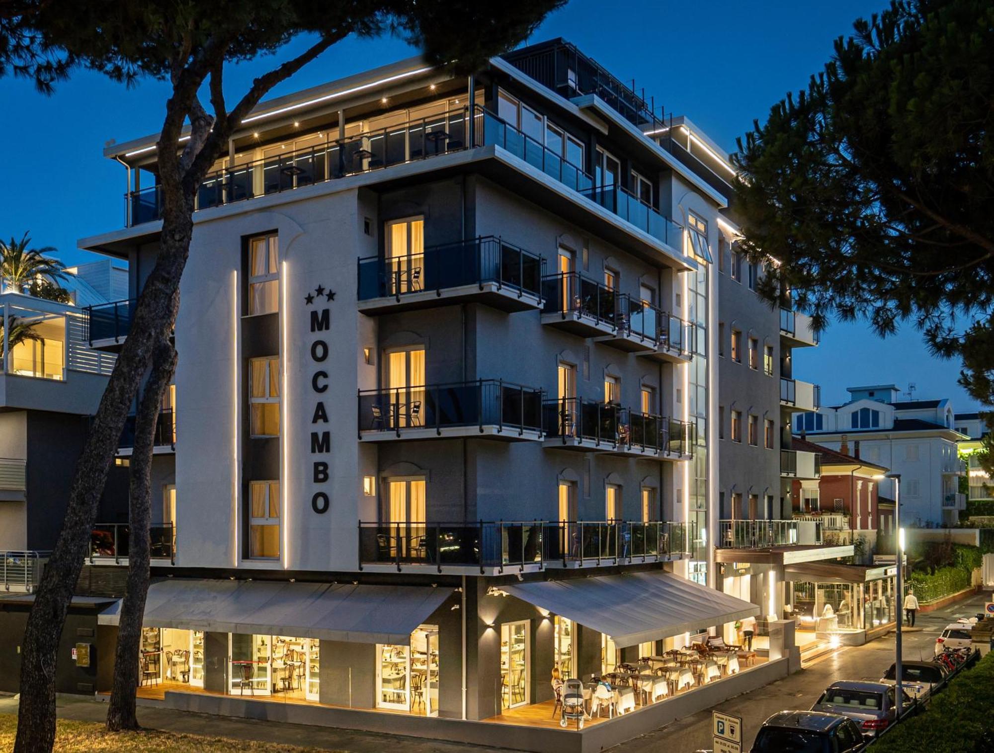 Hotel Mocambo Riccione Bagian luar foto