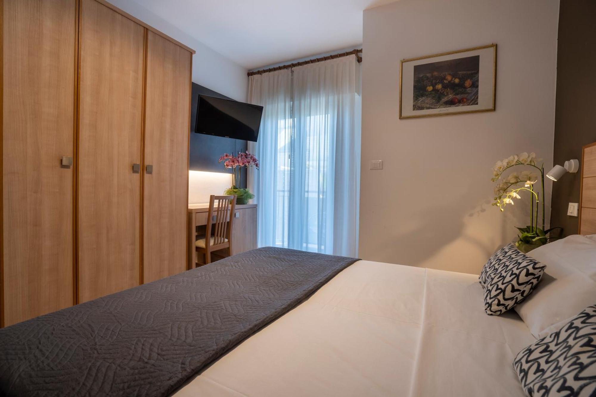 Hotel Mocambo Riccione Ruang foto