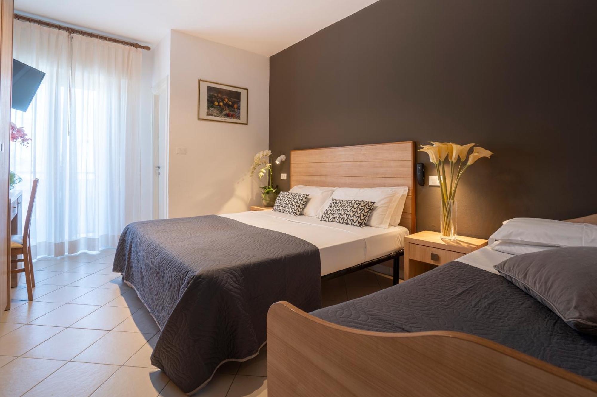 Hotel Mocambo Riccione Ruang foto